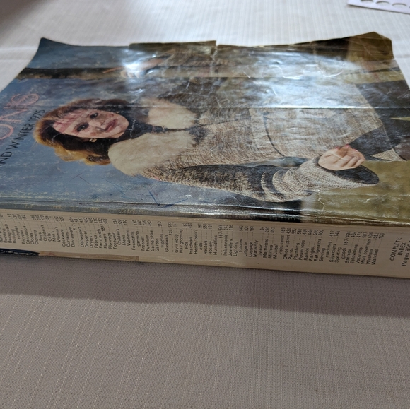 Eaton's 1975 Fall and Winter and 1976 Spring And Summer Catalogues Retro Fashon - Picture 5 of 16